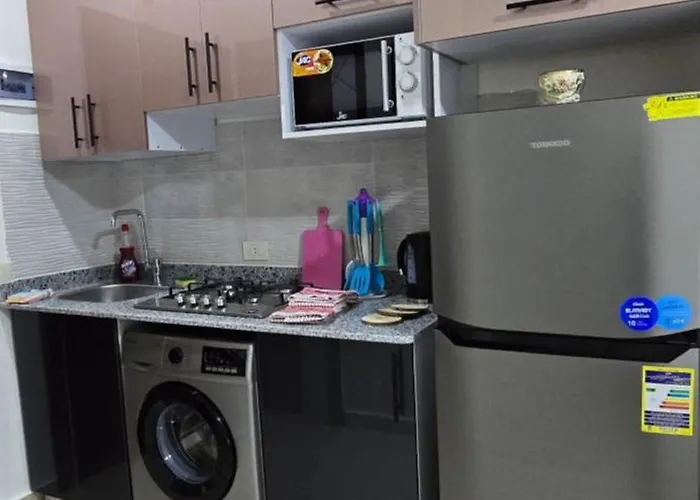 Tiba Golden Blue Coral Apartman *